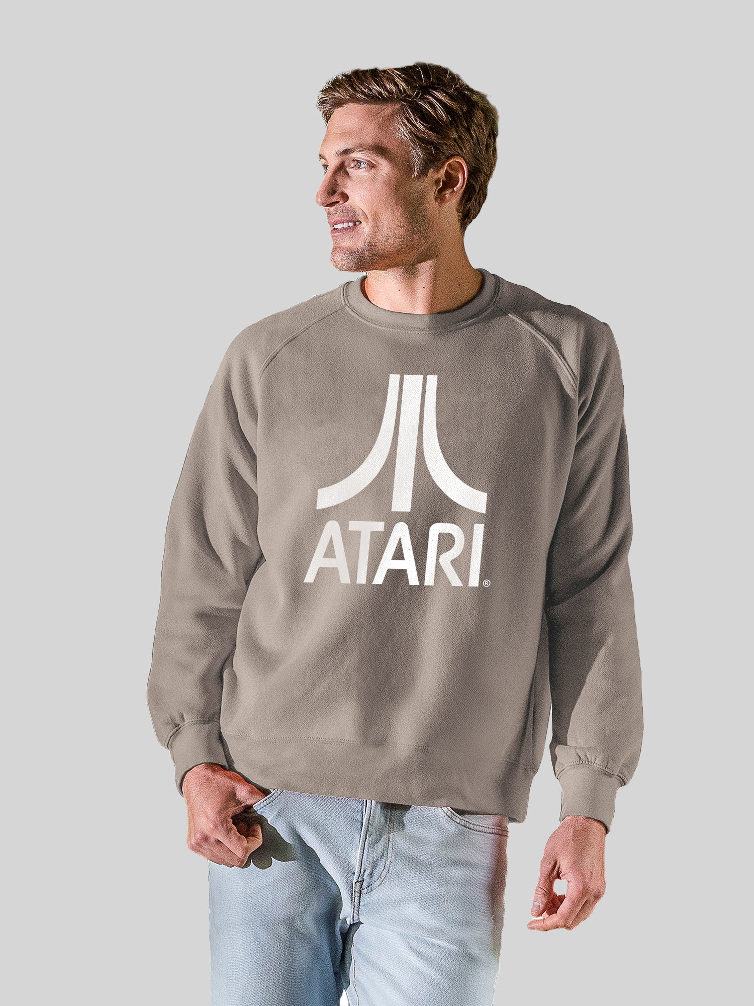 Logotipo de Atari Games Juegos retro blanco con tripulación vintage de raglán de lana