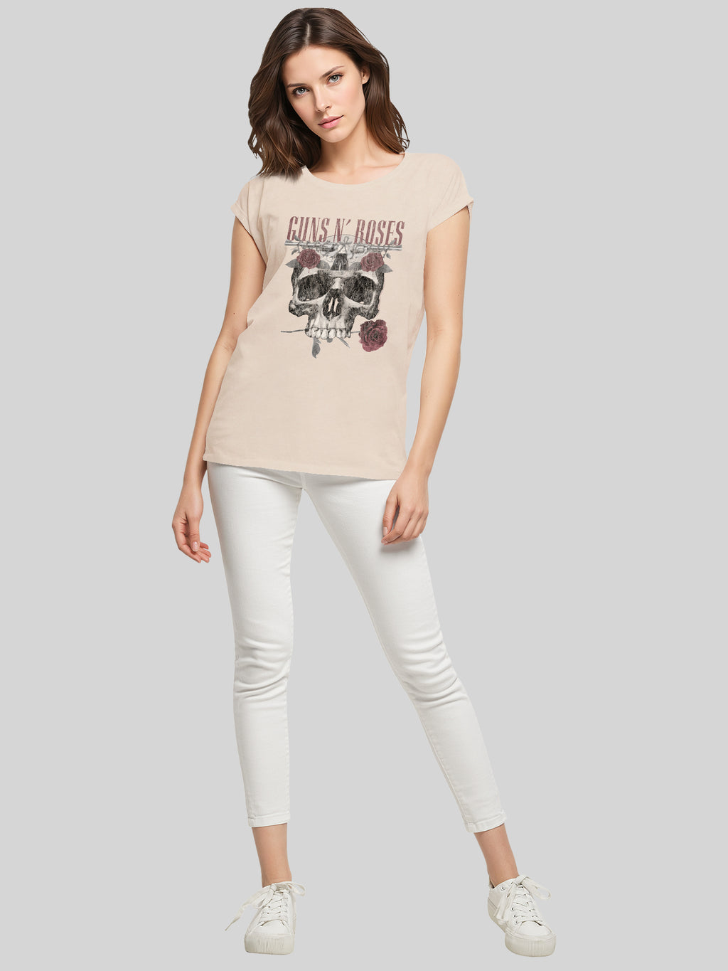 Guns N 'Roses Roses Calavera con Damas Extendida TEE de hombro