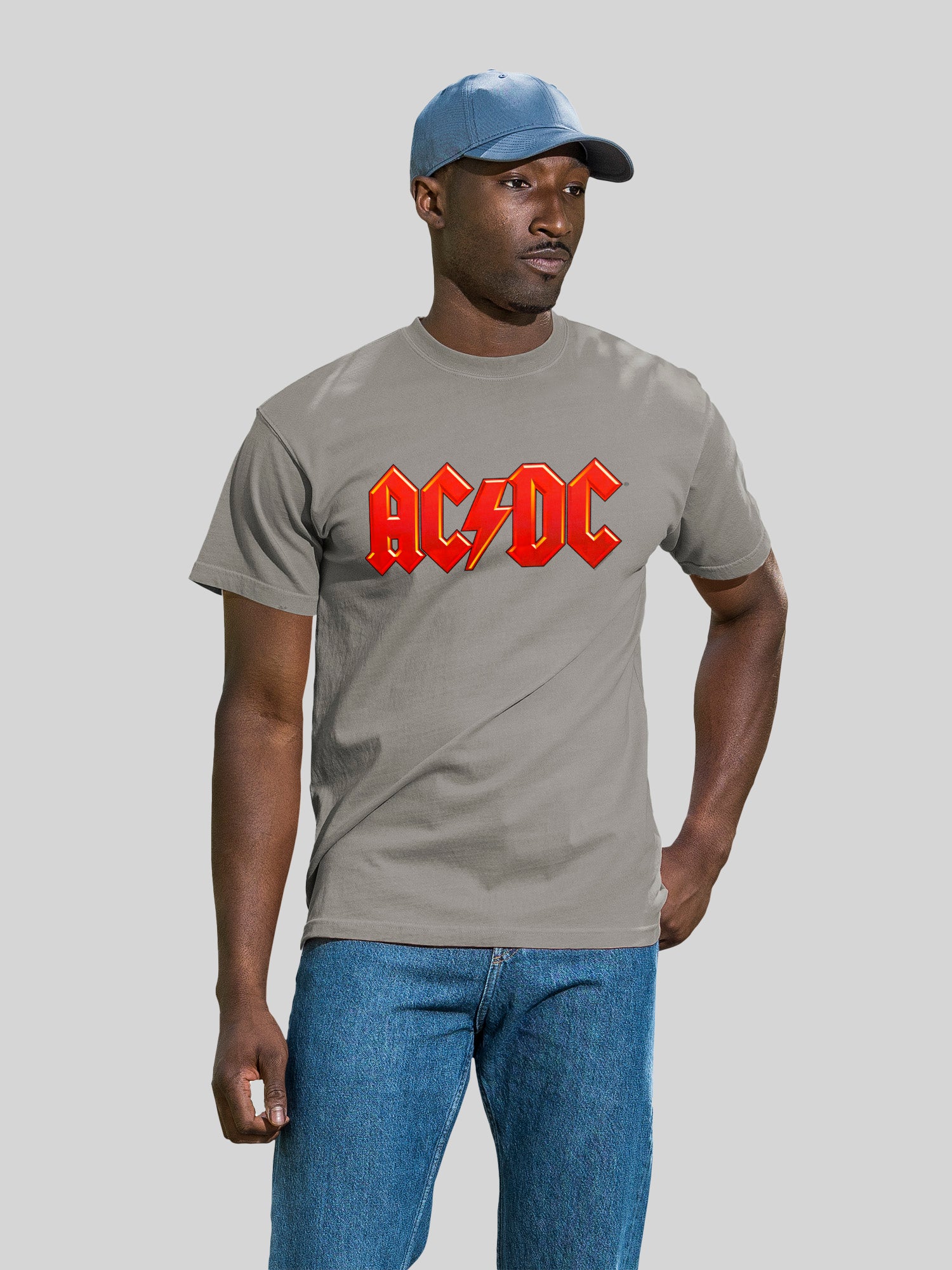 ACDC Logotipo de rojo oscuro AOP con camiseta de color costero