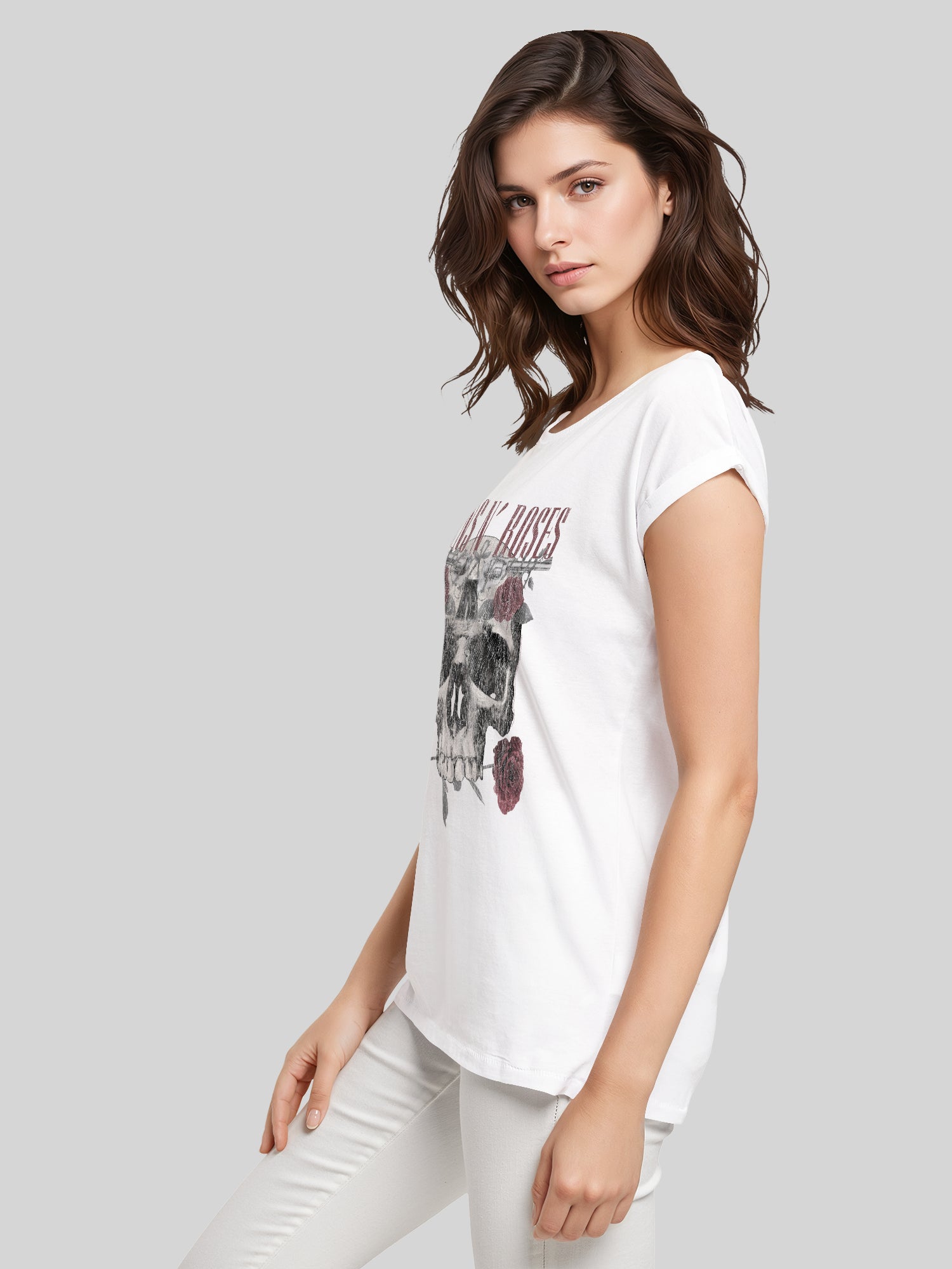 Guns N 'Roses Roses Calavera con Damas Extendida TEE de hombro