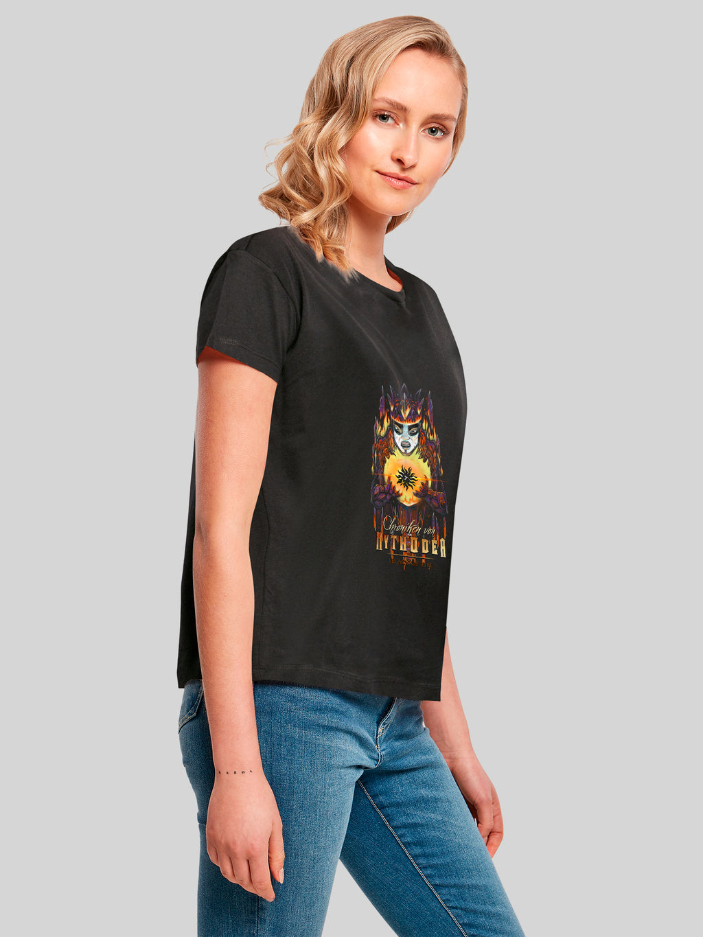 Chroniken 2025 mit Ladies Box Tee