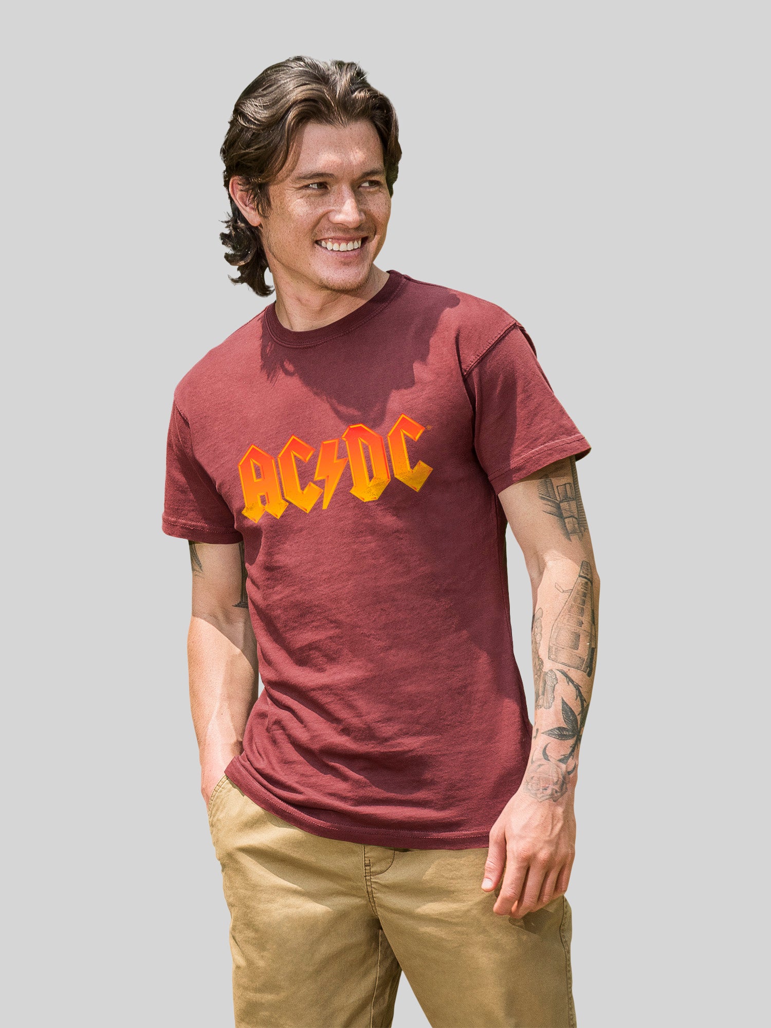 Logotipo de Fire ACDC con camiseta de color costero