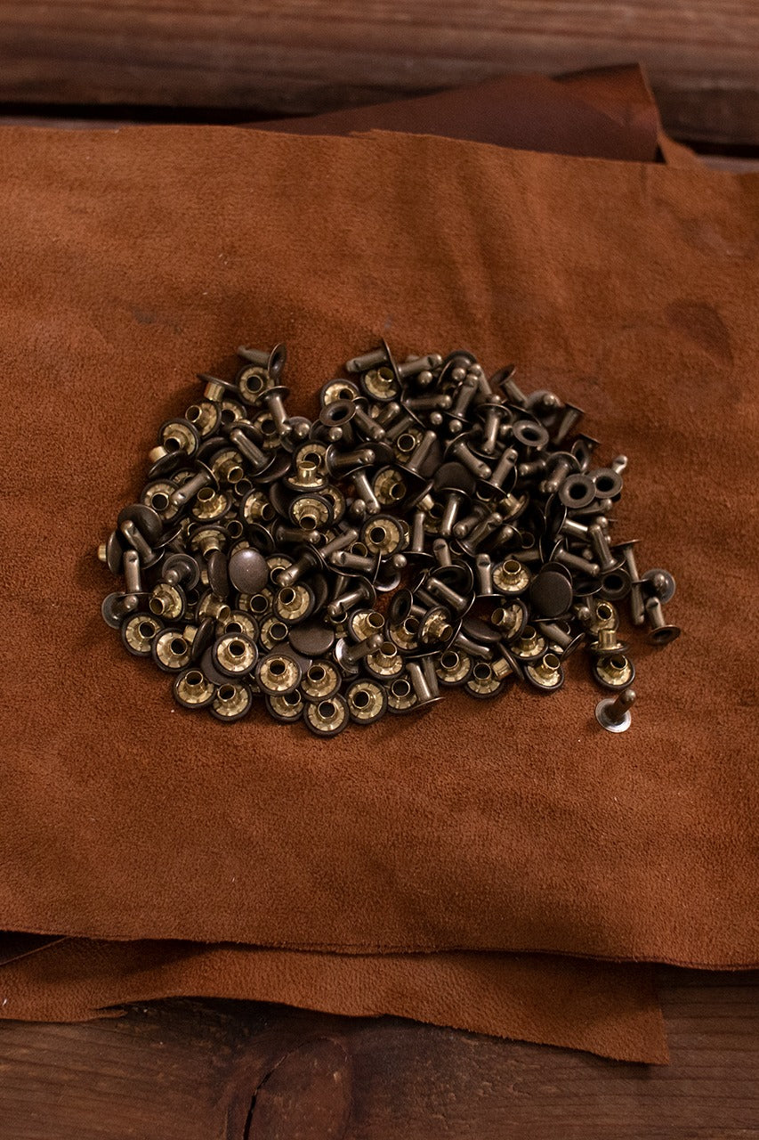 Remache hueco KØ9,2 x L9,0 mm Hierro/latón antiguo