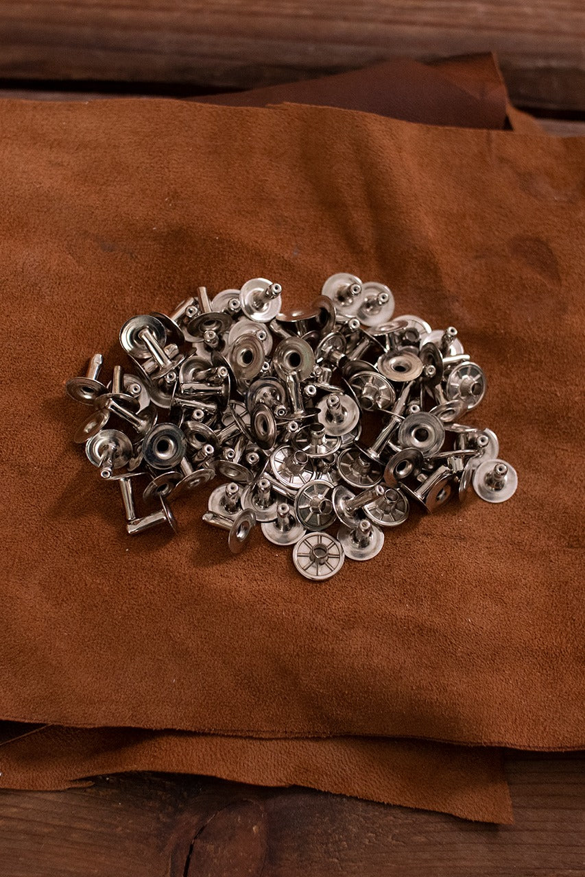 Remache hueco KØ13,0 x L11,6 mm latón/níquel