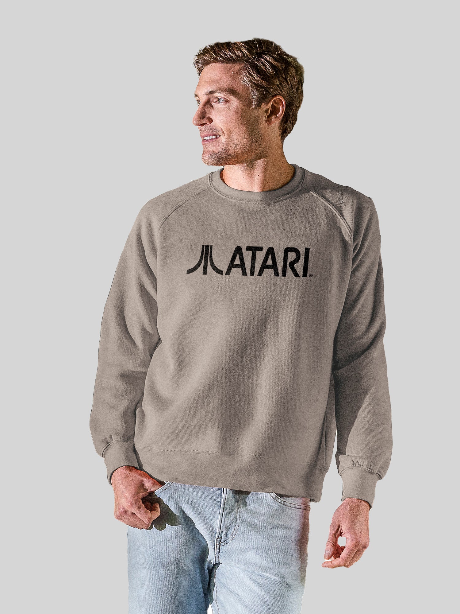 Logotipo de Atari Games Black Retro Gaming Horizontal con Vintage Fleece Raglan Crew