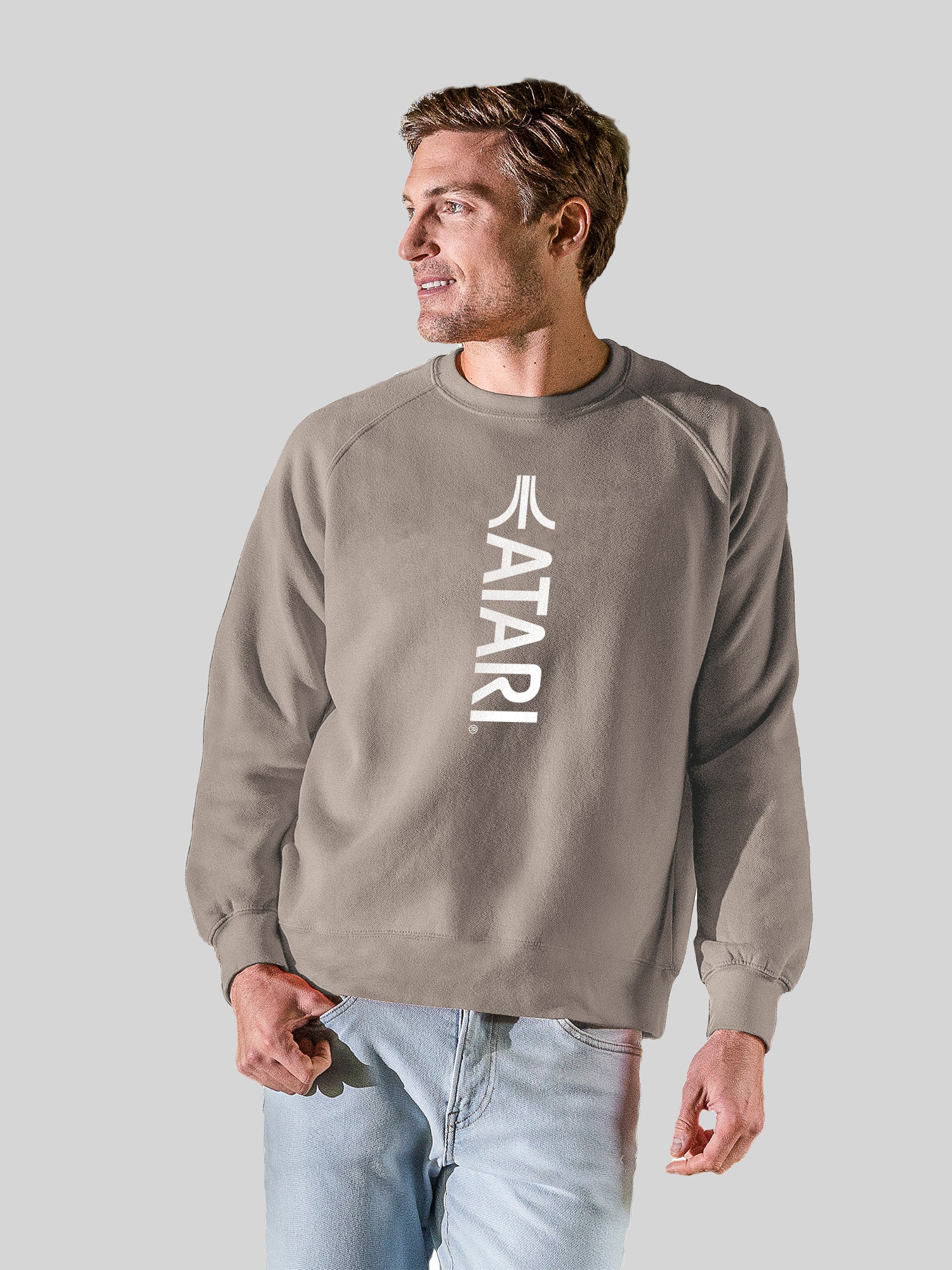 Juegos Atari Logotipo Vertical White Retro Gaming con Vintage Fleece Raglan Crew