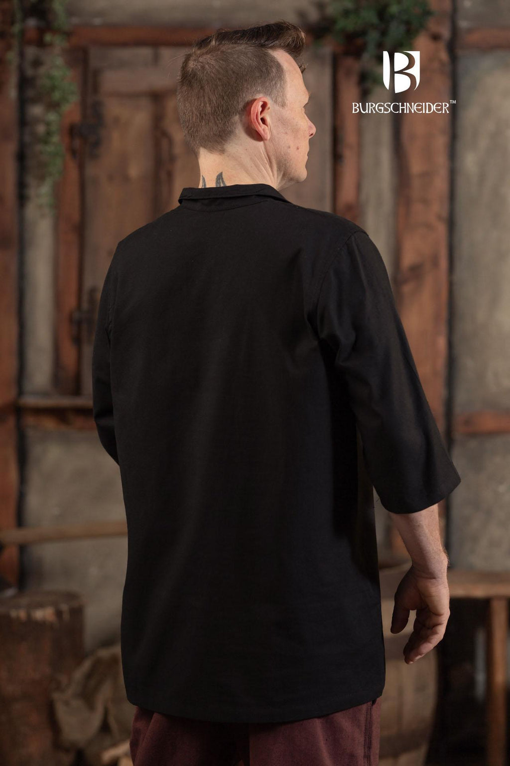 Camisa veraniega con cordones Aton en negro