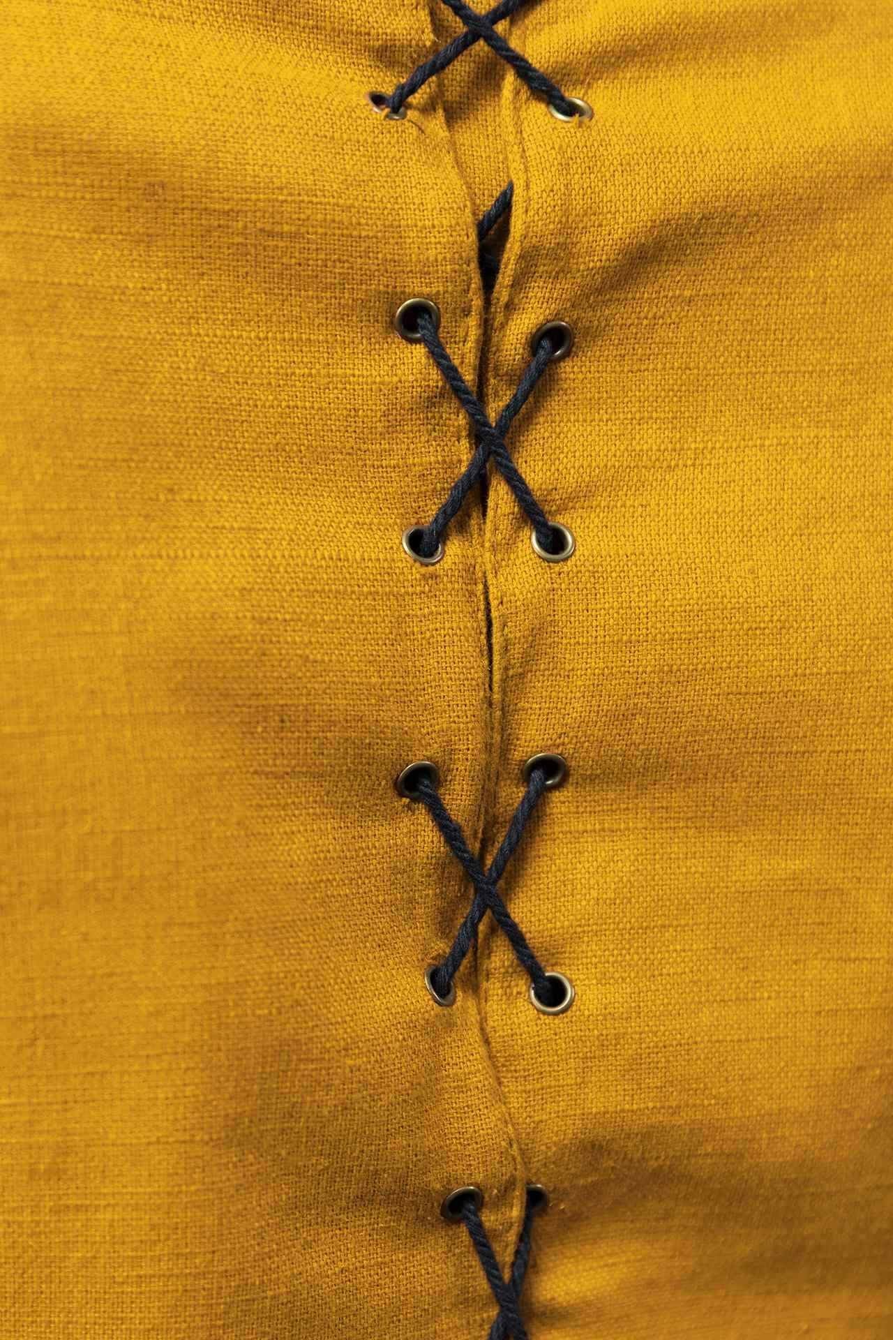 Warhammer Armoury Imperial Doublet Type C Yellow