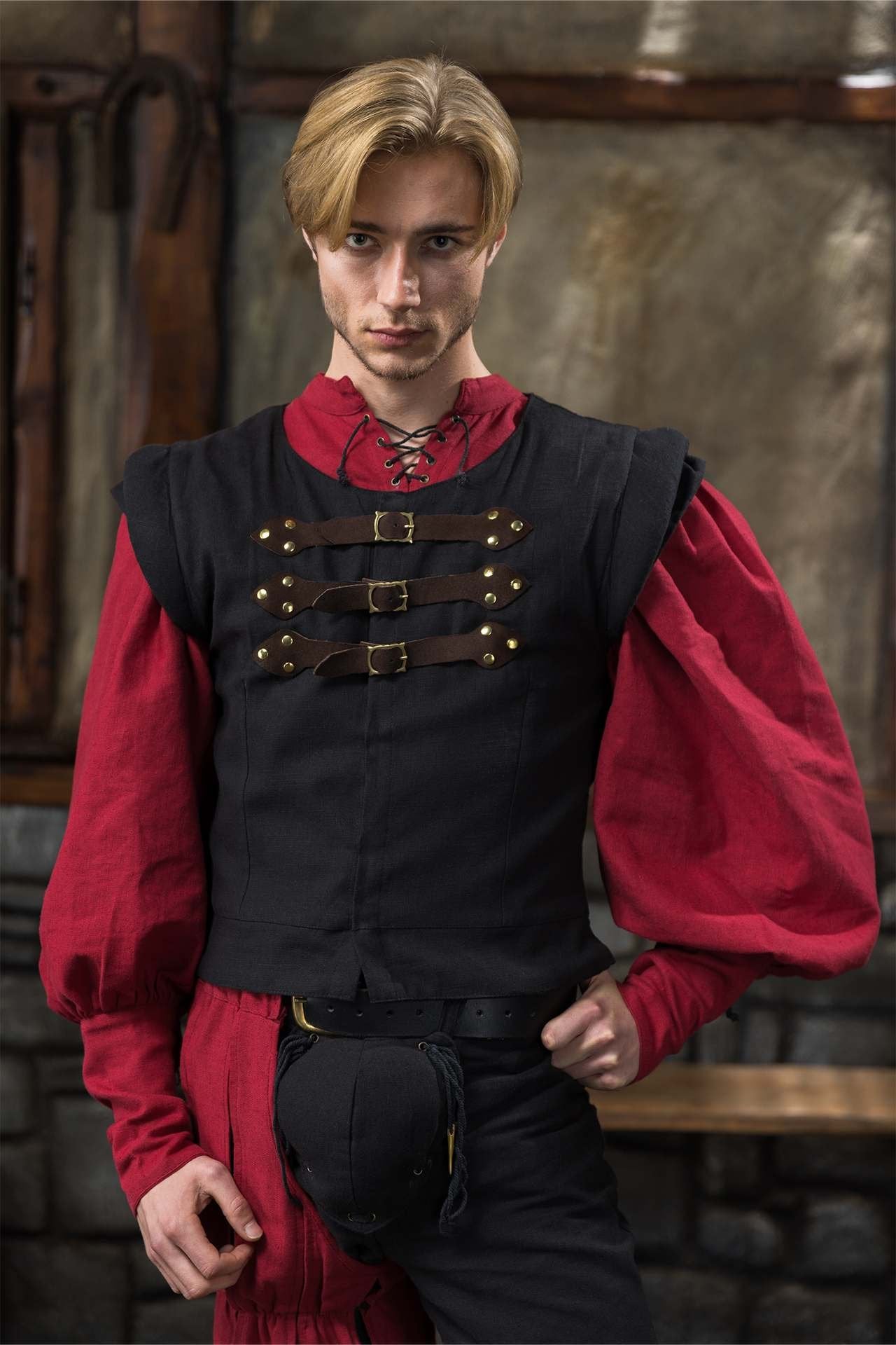 Warhammer Armoury Imperial Doublet Type A Black