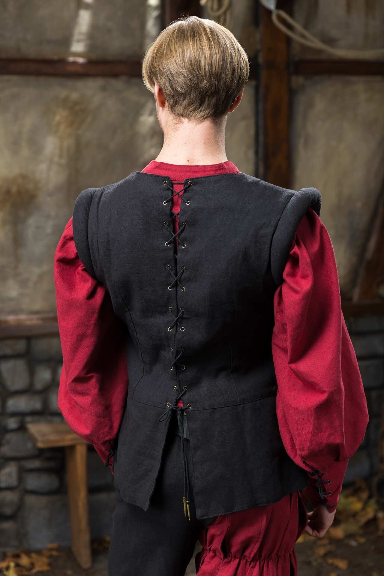 Warhammer Armoury Imperial Doublet Type B Black