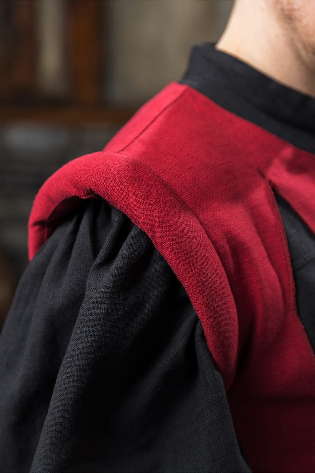 Warhammer Armoury Imperial Doublet Type B Dark Red