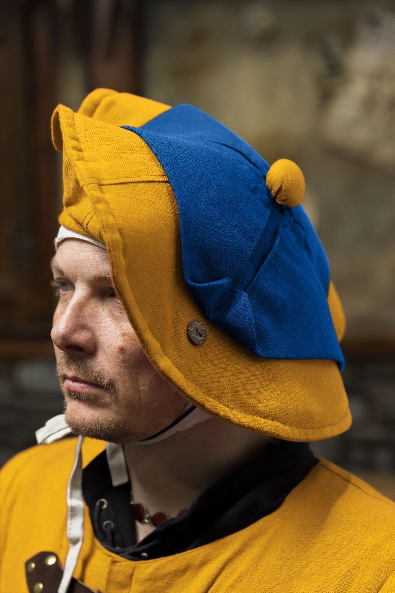 Warhammer Armoury Imperial Hat Type C Yellow/Blue