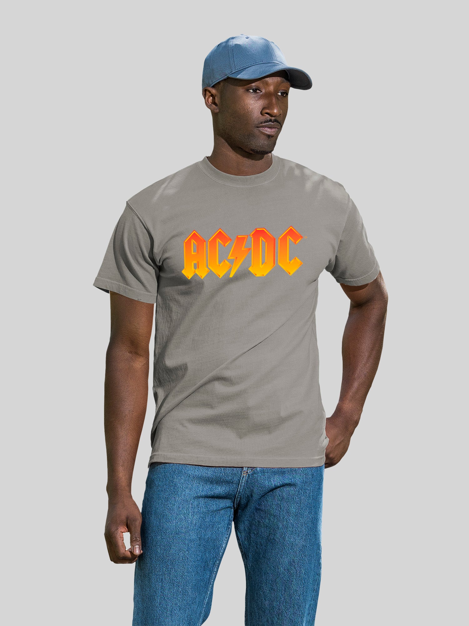 Logotipo de Fire ACDC con camiseta de color costero