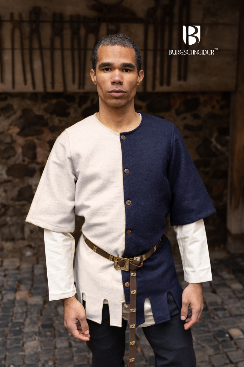 Aleran surcoat set