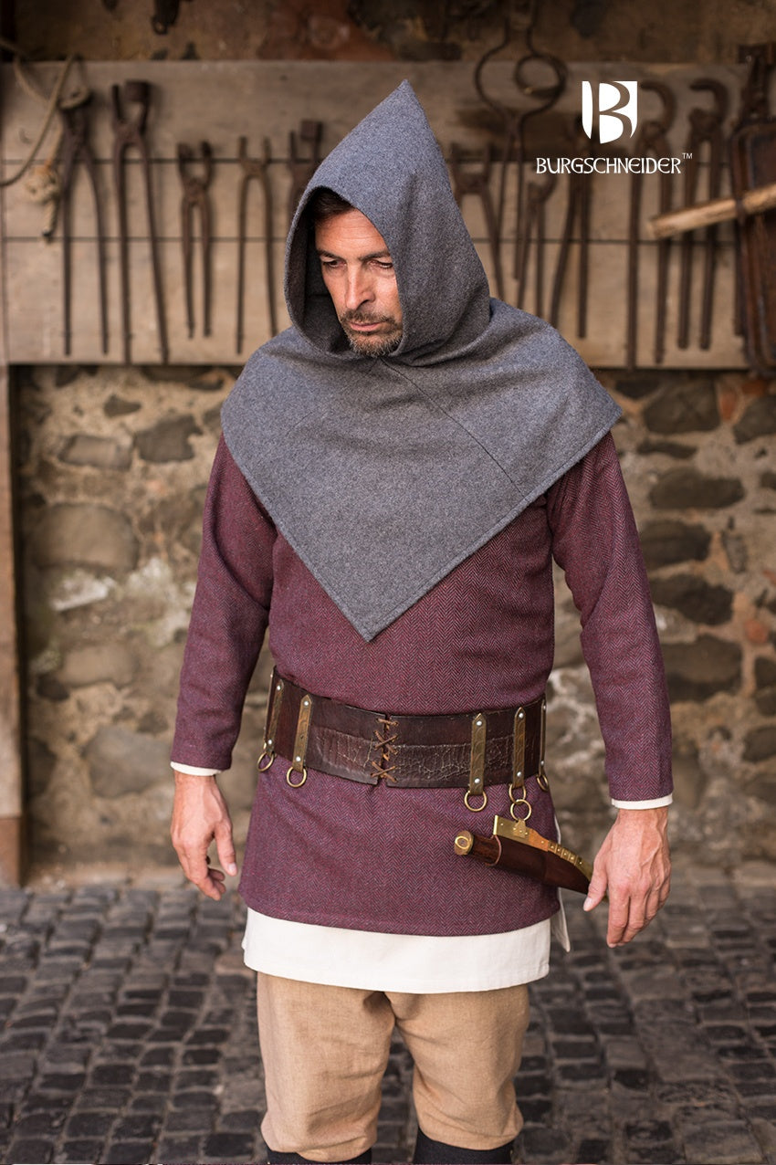 Skjoldehamn Cowl Bjorn Grey translates to \"Capucha Skjoldehamn Bjorn Gris\" in Spanish.