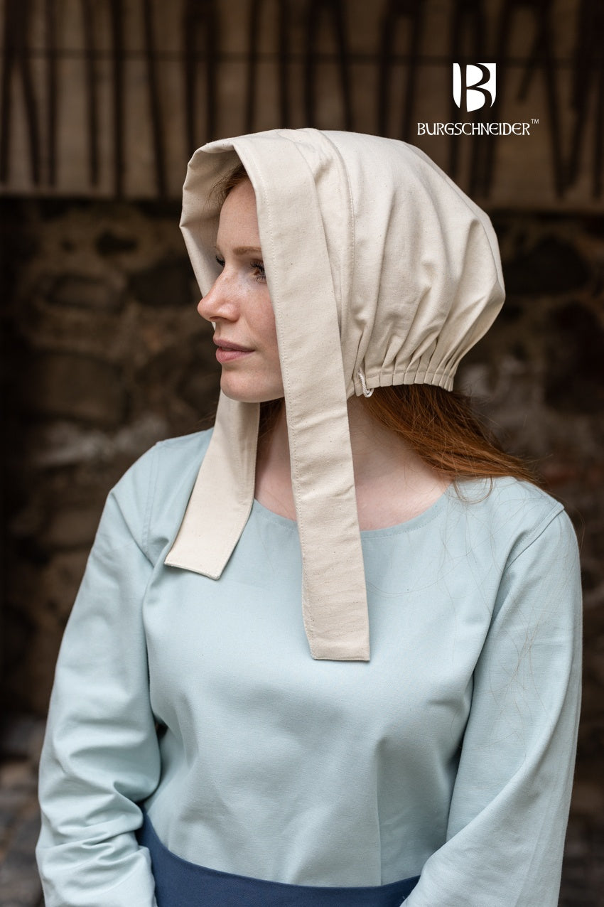 Bonnet Dagmar Natural translates to \"Gorro Dagmar Natural\" in Spanish.