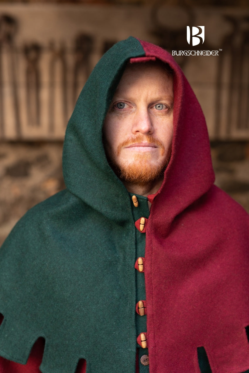 Lateral derecho de la capucha verde peligrosa