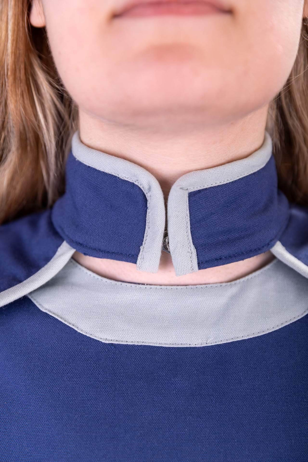 Dungeons & Dragons Female Cleric Gorget Dark Blue/Ice Blue