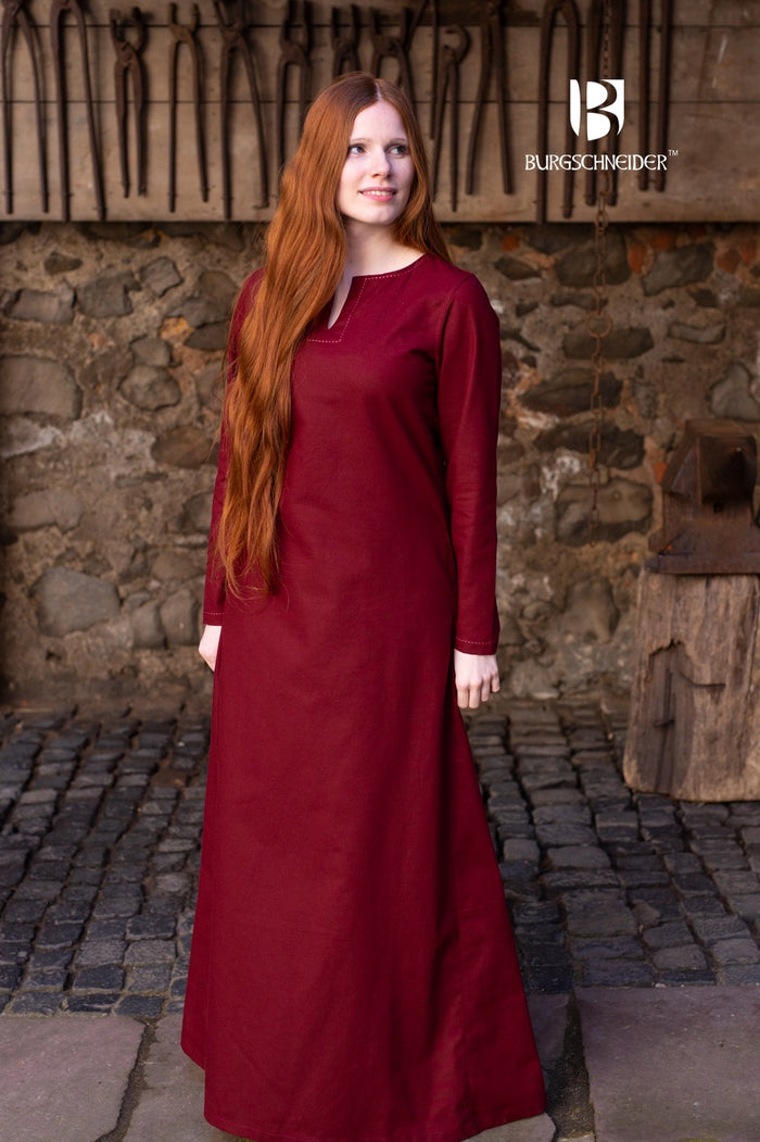 Women medieval clothing
