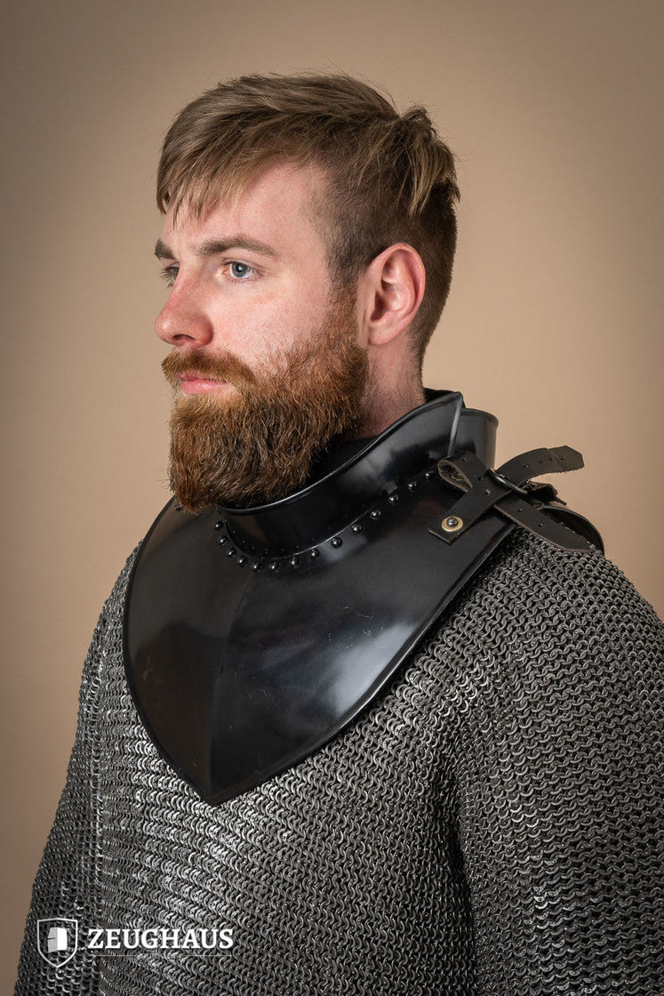 Gorget con cuello bruñido