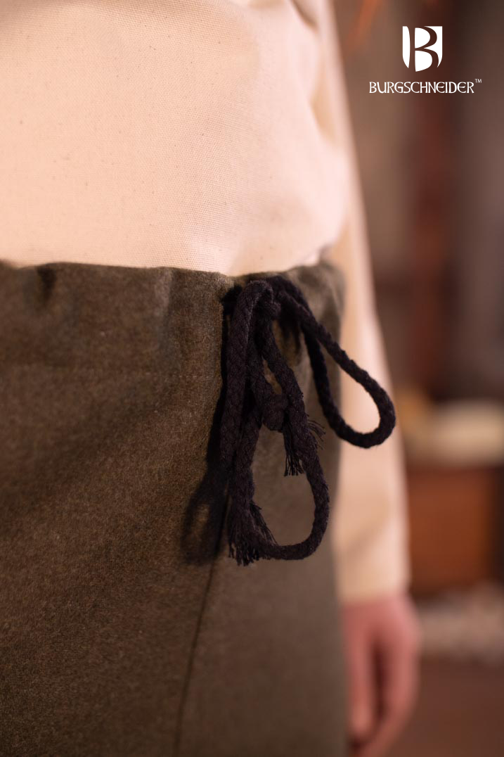 Pantalon Skjoldehamn Sarina vert olive