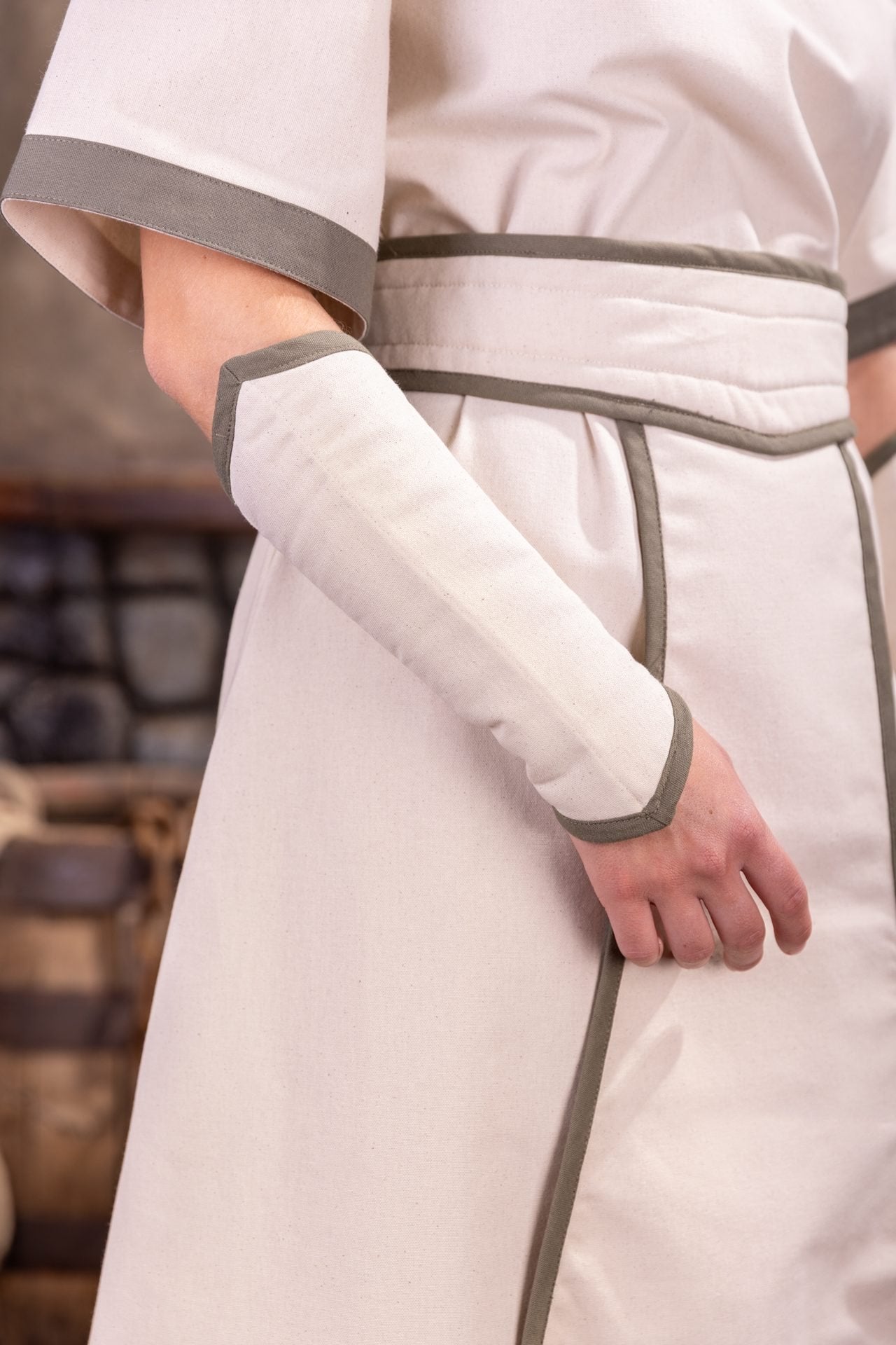 Dungeons & Dragons Female Cleric Set