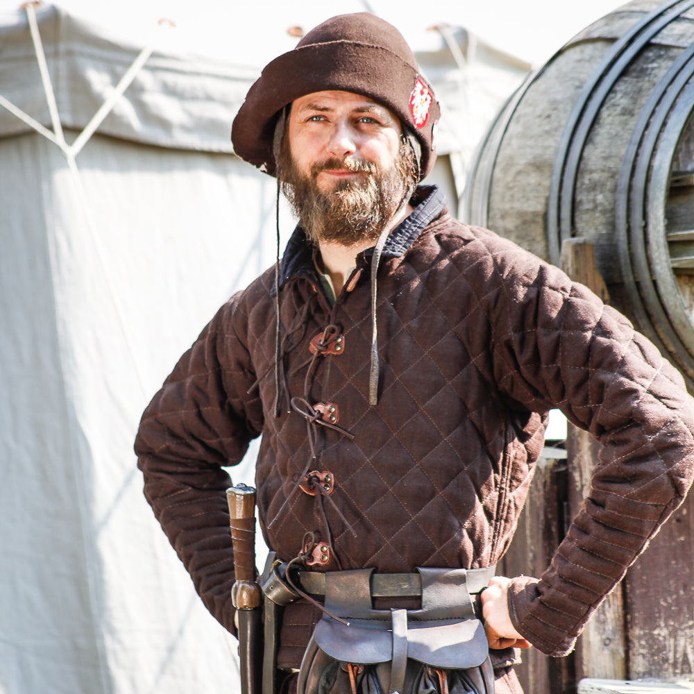 Gambesón Wolfenwacht marrón